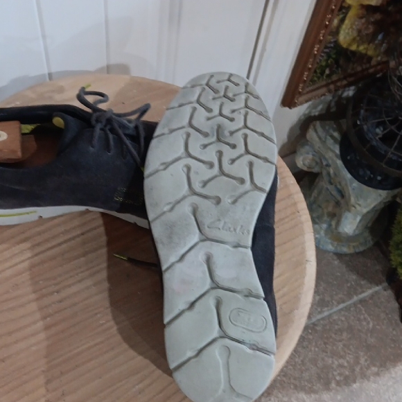 Clarks Denner Motion Suede Laced Dressy Sneakers